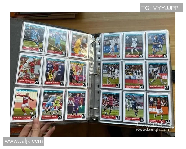 以足球球星卡为灵感打造纯金收藏展现荣耀与价值的新纪元